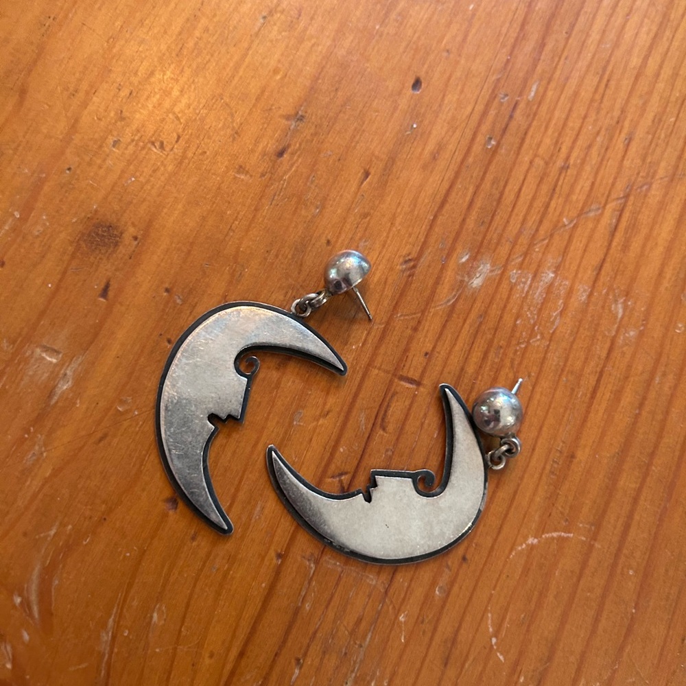 Lovely Vintage sterling taxco moon 2.5” drop earrings